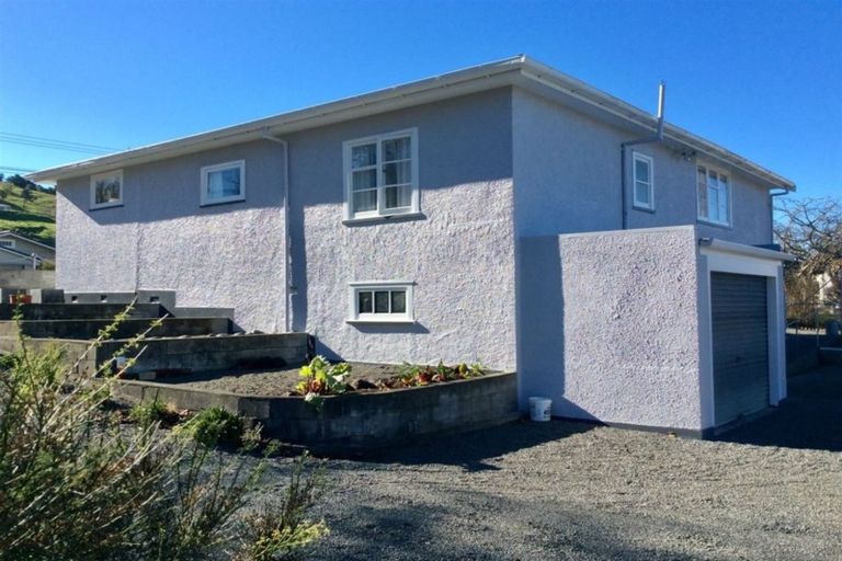 Photo of property in 8 Goldfinch Street, Taihape, 4720