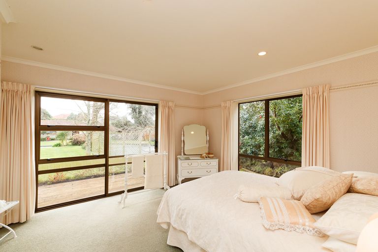 Photo of property in 62-64 Karina Terrace, Roslyn, Palmerston North, 4414