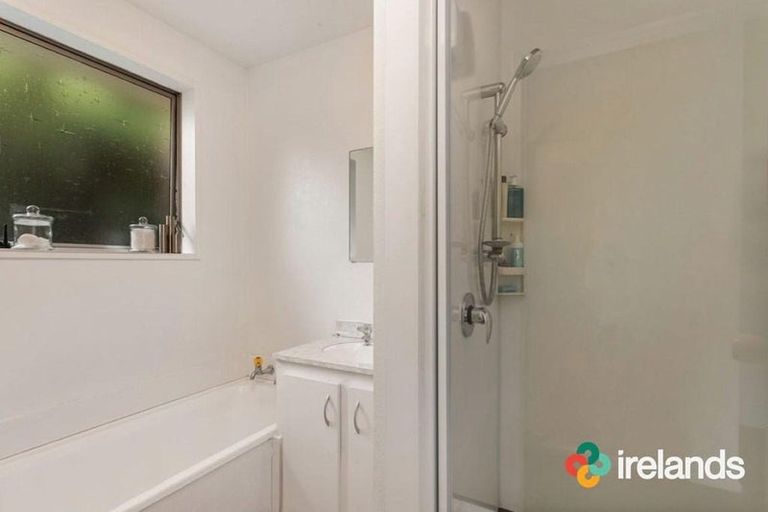 Photo of property in 20 Chipping Lane, Redwood, Christchurch, 8051