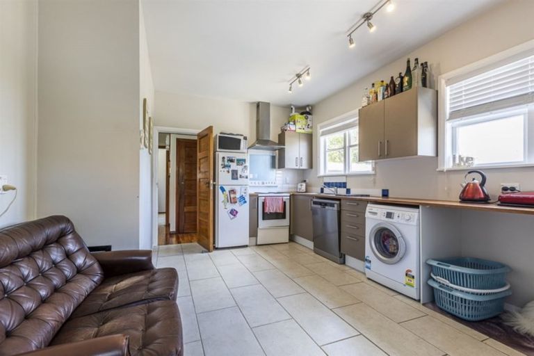 Photo of property in 90 Manson Street, Terrace End, Palmerston North, 4410