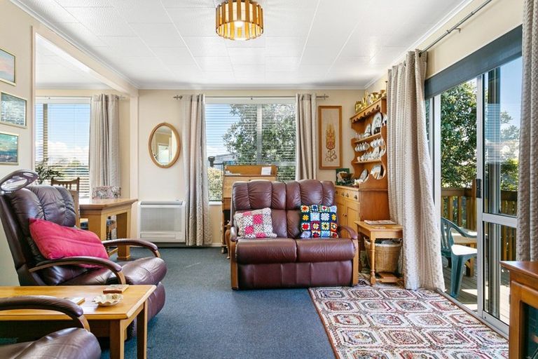 Photo of property in 66 Richmond Avenue, Richmond Heights, Taupo, 3330