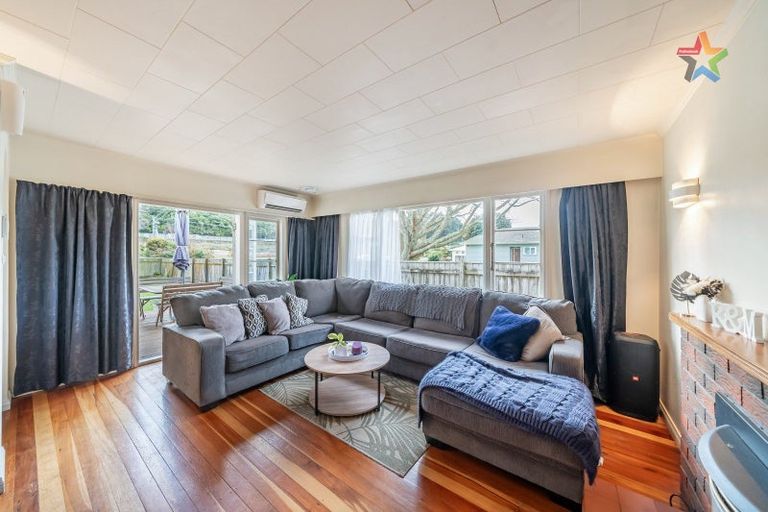 Photo of property in 24 Golf Road, Manor Park, Lower Hutt, 5019