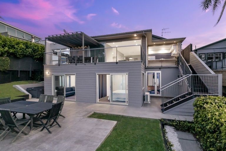 Photo of property in 51 St Michaels Avenue, Point Chevalier, Auckland, 1022