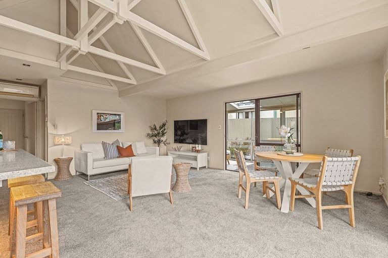Photo of property in 8a Nayland Street, Sumner, Christchurch, 8081