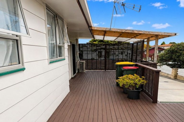 Photo of property in 5 Damson Place, Bucklands Beach, Auckland, 2012