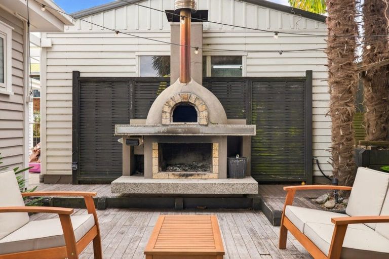 Photo of property in 17 Boucher Avenue, Te Puke, 3119