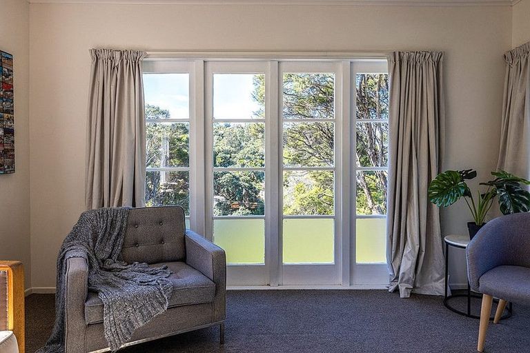 Photo of property in 116 Queens Drive, Oneroa, Waiheke Island, 1081