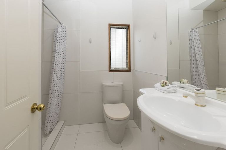 Photo of property in 1/21 Kilmarnock Street, Riccarton, Christchurch, 8011