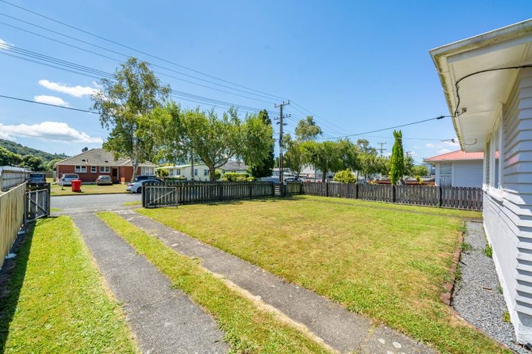 Photo of property in 27 Rimutaka Street, Trentham, Upper Hutt, 5018