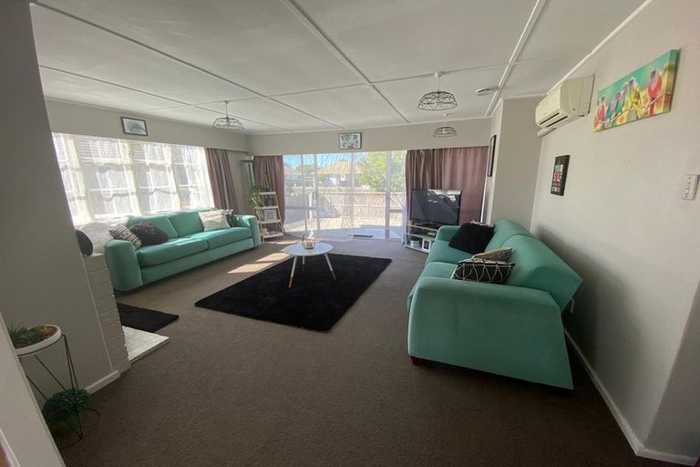 Photo of property in 1079 Heaphy Terrace, Fairfield, Hamilton, 3214