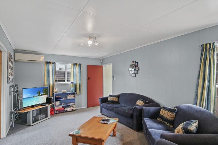 Photo of property in 83 Nash Parade, Foxton Beach, Foxton, 4815