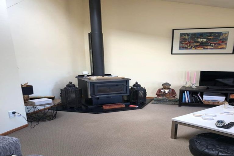 Photo of property in 64 Dale Road, Raumati South, Paraparaumu, 5032