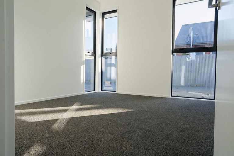 Photo of property in 53a Dunedin Street, Redwood, Christchurch, 8051