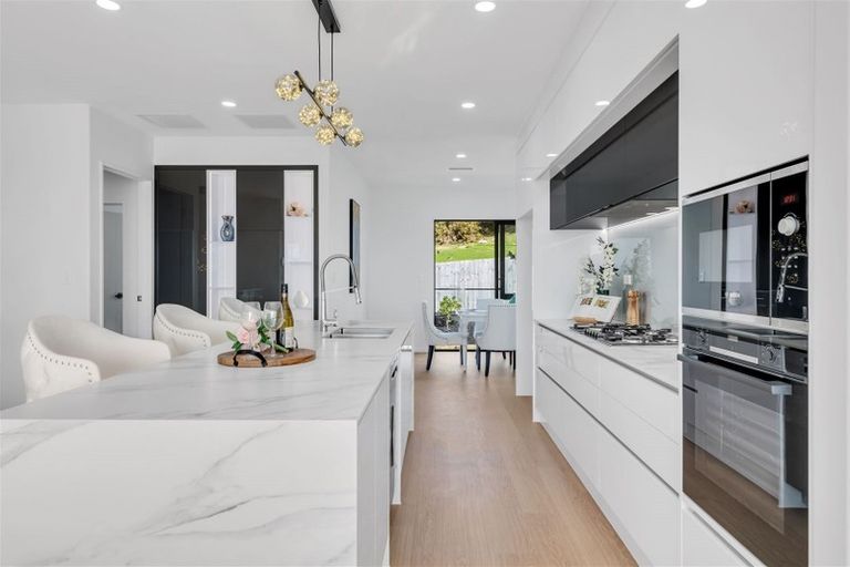 Photo of property in 3 Rakiraki Place, Flat Bush, Auckland, 2019