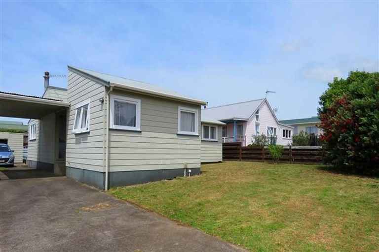 Photo of property in 26 Gardenia Avenue, Bell Block, New Plymouth, 4312