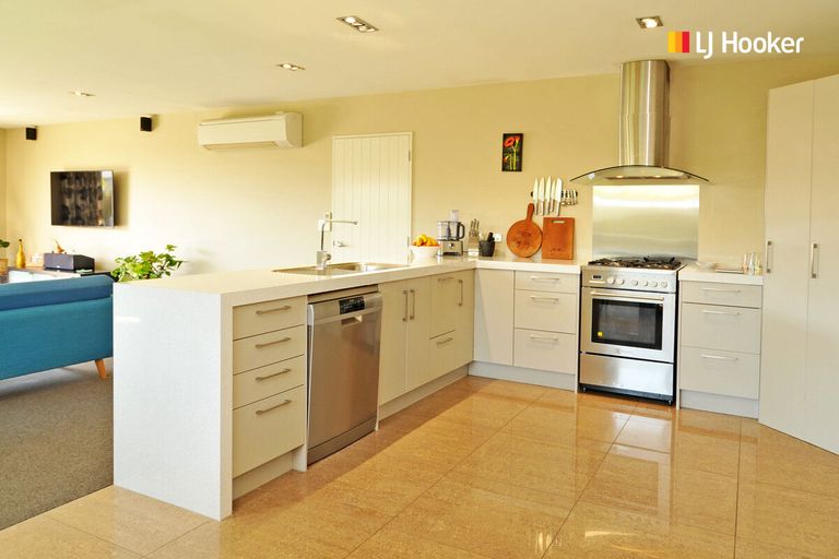 Photo of property in 7 Kura Place, Mosgiel, 9024