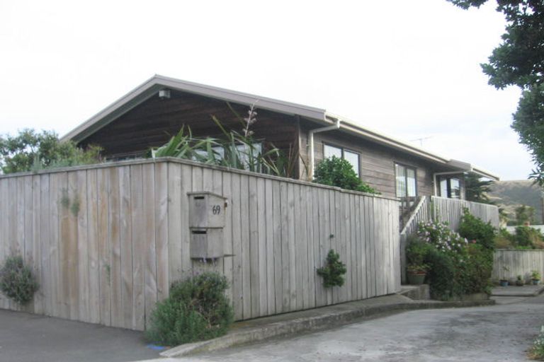 Photo of property in 69a Mana Esplanade, Paremata, Porirua, 5026