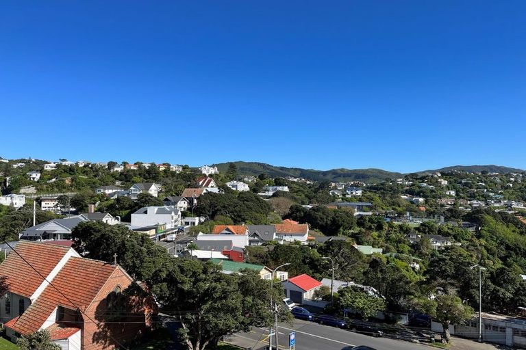 Photo of property in 5 Saint Michaels Crescent, Kelburn, Wellington, 6012