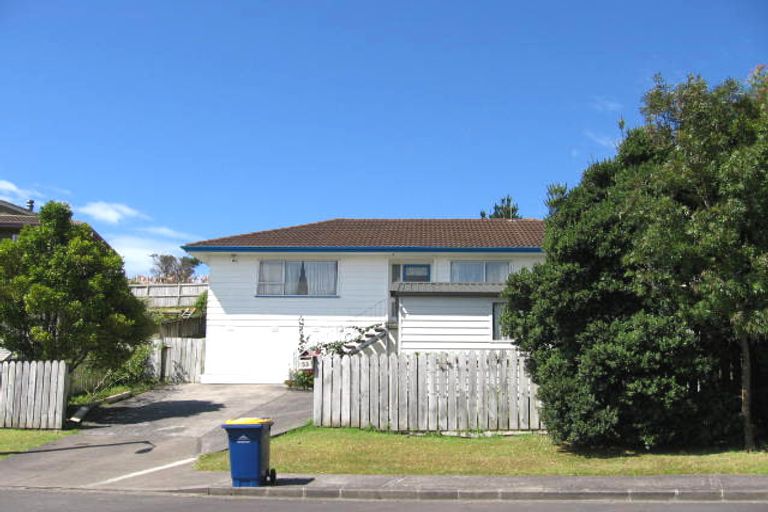 Photo of property in 53 Santiago Crescent, Unsworth Heights, Auckland, 0632
