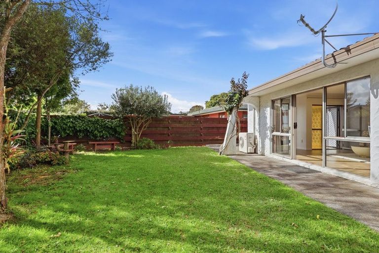Photo of property in 20b Ashdown Place, Pahurehure, Papakura, 2113