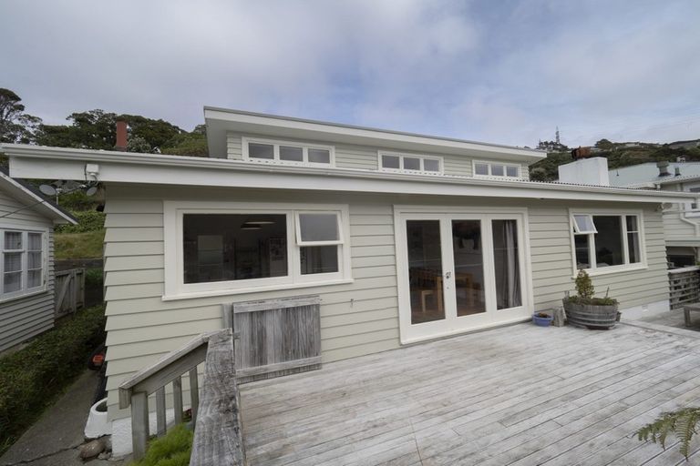 Photo of property in 25 Spencer Street, Crofton Downs, Wellington, 6035