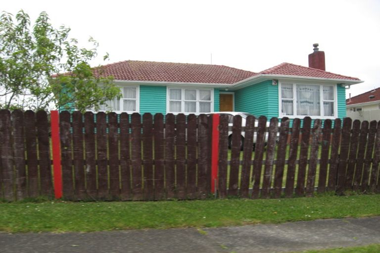 Photo of property in 14 Mariner Street, Mangere, Auckland, 2022