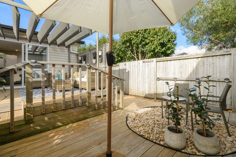 Photo of property in 11 Kamahi Crescent, Papamoa Beach, Papamoa, 3118