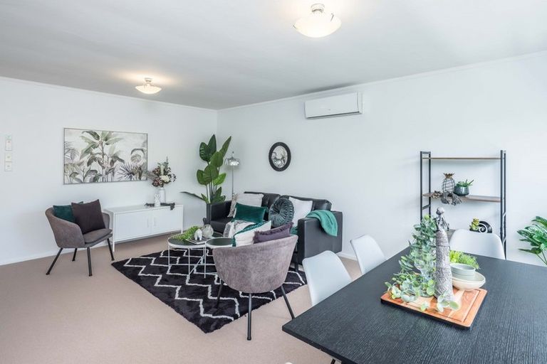 Photo of property in 30a Friend Street, Karori, Wellington, 6012
