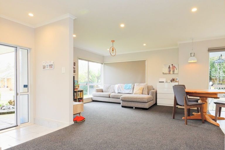 Photo of property in 6 Azimuth Place, Flagstaff, Hamilton, 3210