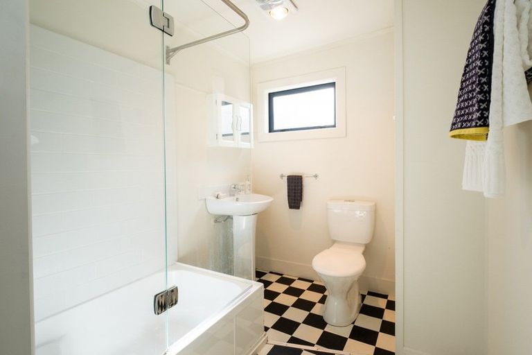 Photo of property in 9 Allens Lane, Clive, 4102