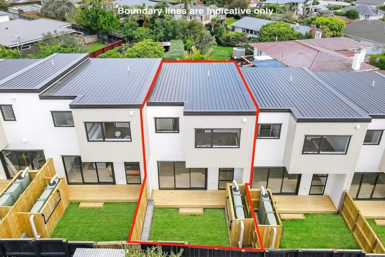 Photo of property in 6/25 Abbotleigh Avenue, Te Atatu Peninsula, Auckland, 0610