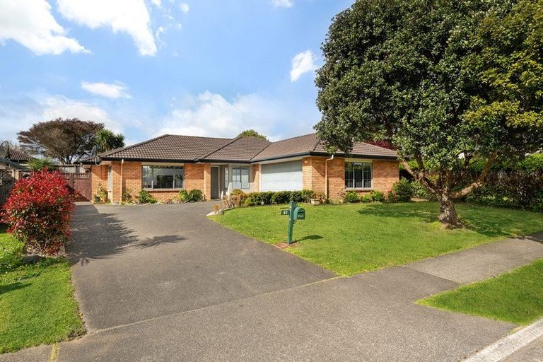 Photo of property in 82 Hillwell Drive, Henderson, Auckland, 0612