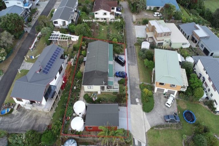 Photo of property in 29 Stratford Drive, Cable Bay, 0420