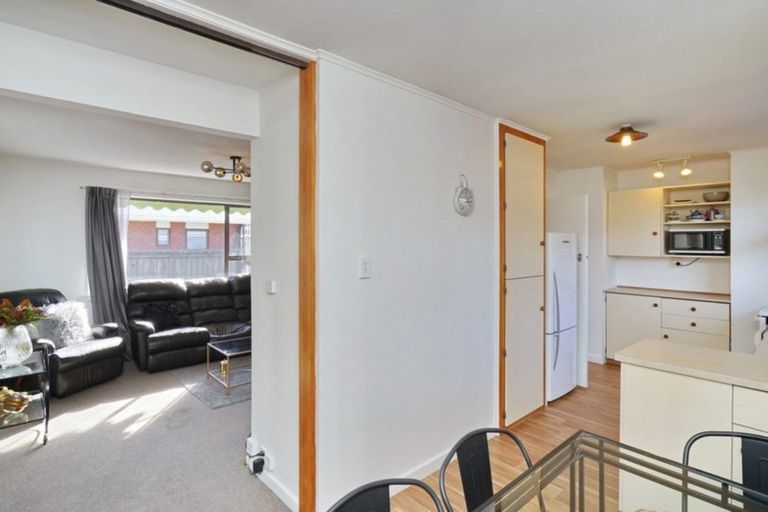 Photo of property in 2/31 Nottingham Avenue, Halswell, Christchurch, 8025