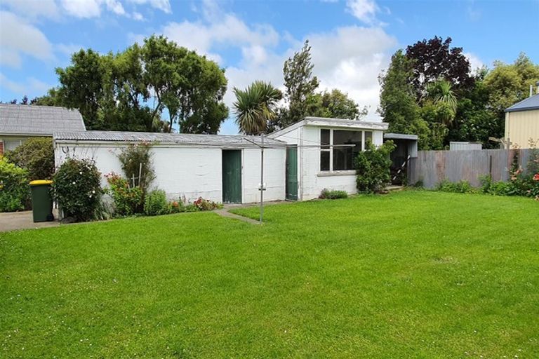 Photo of property in 3 Balmoral Street, Waimate, 7924