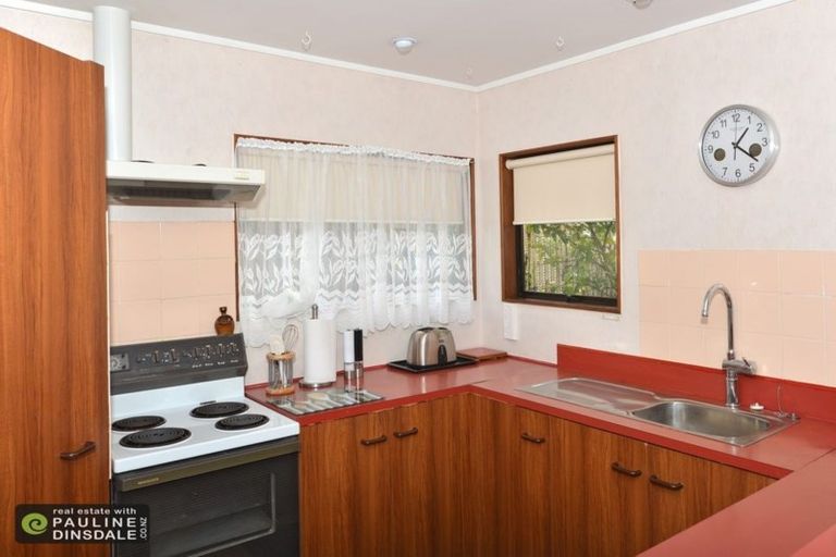 Photo of property in 3 Parahaki Street, Regent, Whangarei, 0112