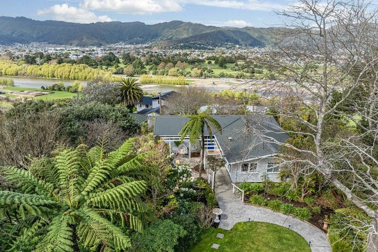 Photo of property in 25 Palm Grove, Belmont, Lower Hutt, 5010