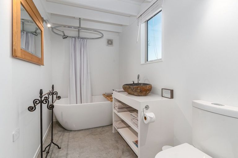 Photo of property in 6 Portland Road, Carterton, 5713