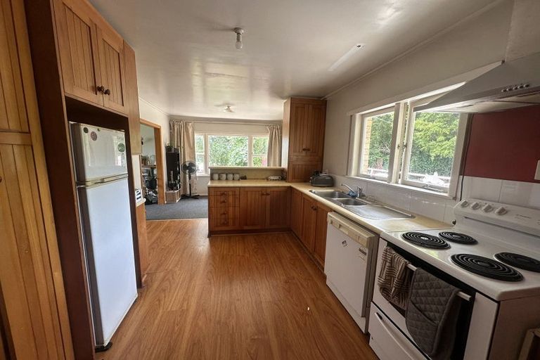 Photo of property in 1 Liston Crescent, Hillcrest, Hamilton, 3216