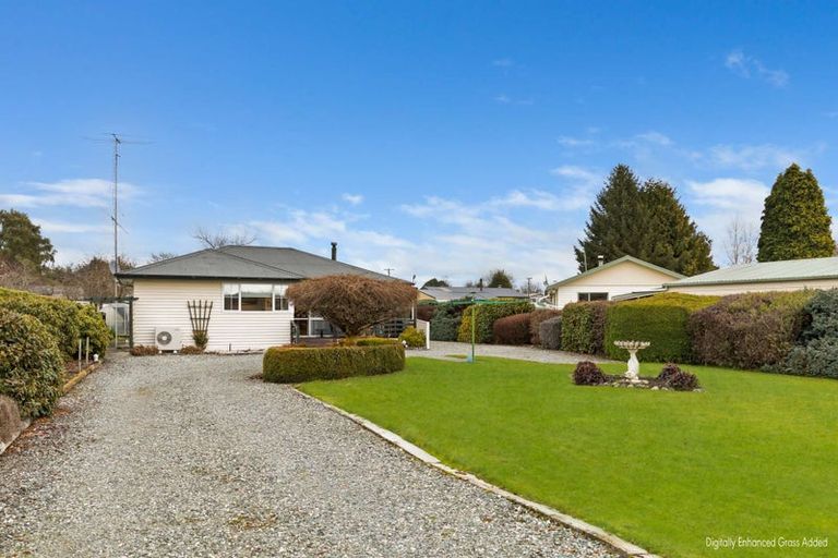 Photo of property in 50 Wylam Street, Waikaia, 9778