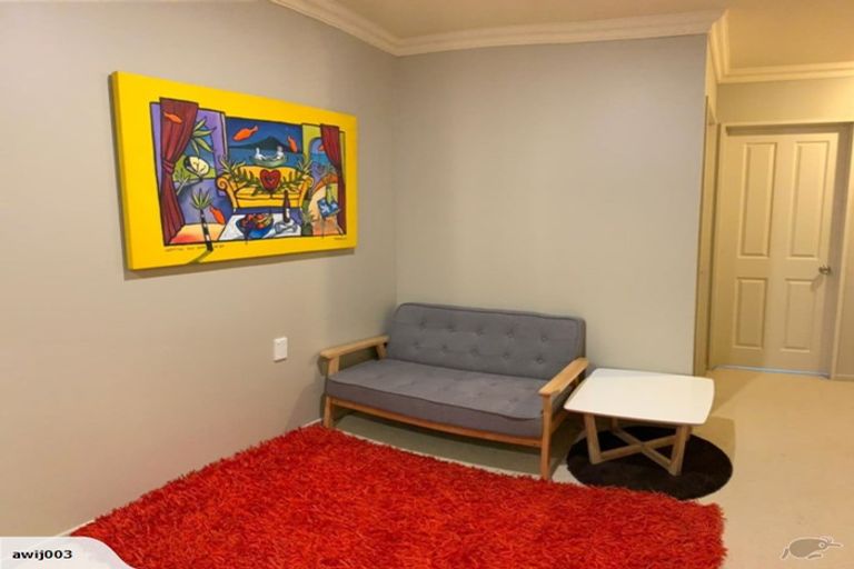 Photo of property in 13 Living Stream Road, Albany Heights, Auckland, 0632