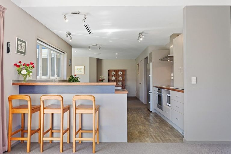 Photo of property in 32 Ashview Place, Rangiora, 7400