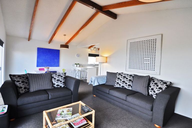 Photo of property in 9 Barrier View Road, Leigh, 0985