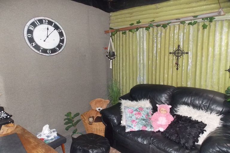 Photo of property in 17 Dundas Road, Sanson, 4817