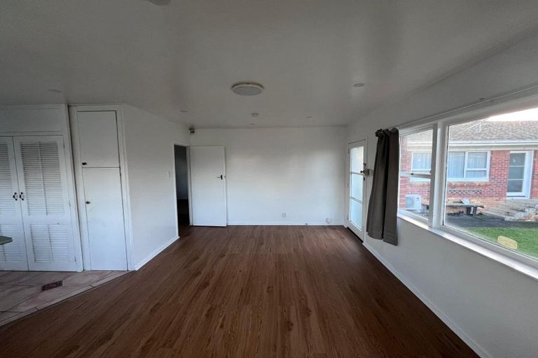 Photo of property in 1/11 Hooker Place, Papatoetoe, Auckland, 2025