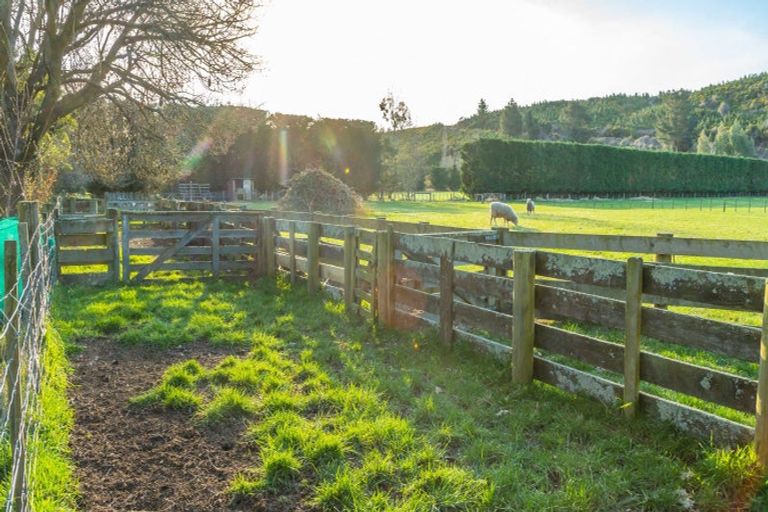 Photo of property in 2576 Homebush Road, Glentunnel, Coalgate, 7673