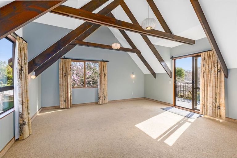 Photo of property in 14 Ngarara Road, Waikanae, 5036