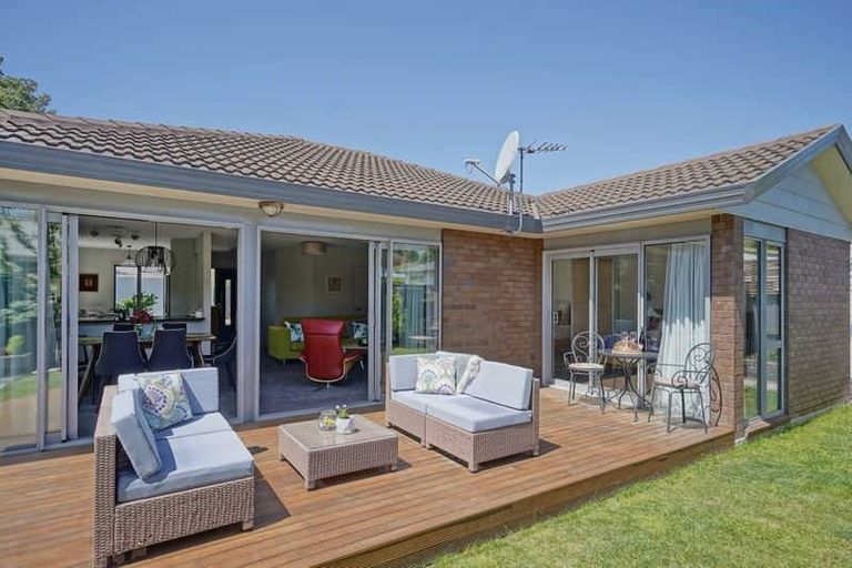 Photo of property in 2/121 Barrington Street, Somerfield, Christchurch, 8024