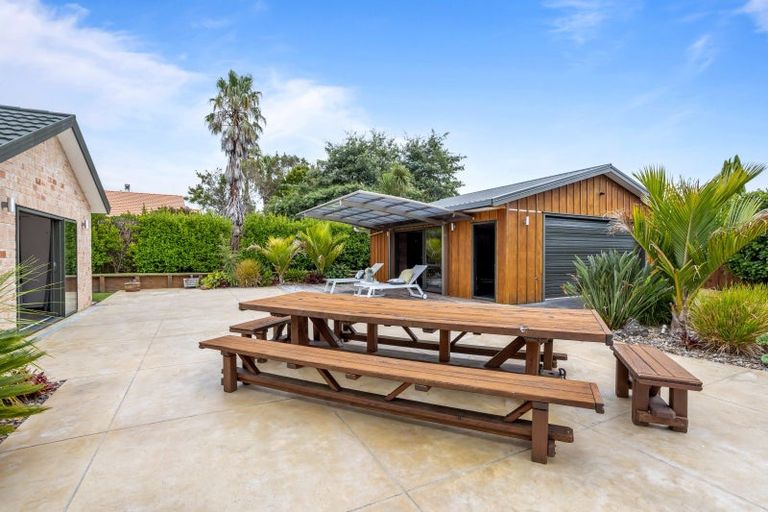 Photo of property in 65 Sunny Crescent, Huapai, Kumeu, 0810