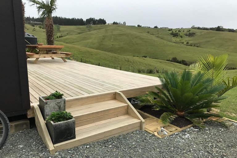 Photo of property in 211c Cable Bay Block Road, Cable Bay, 0420